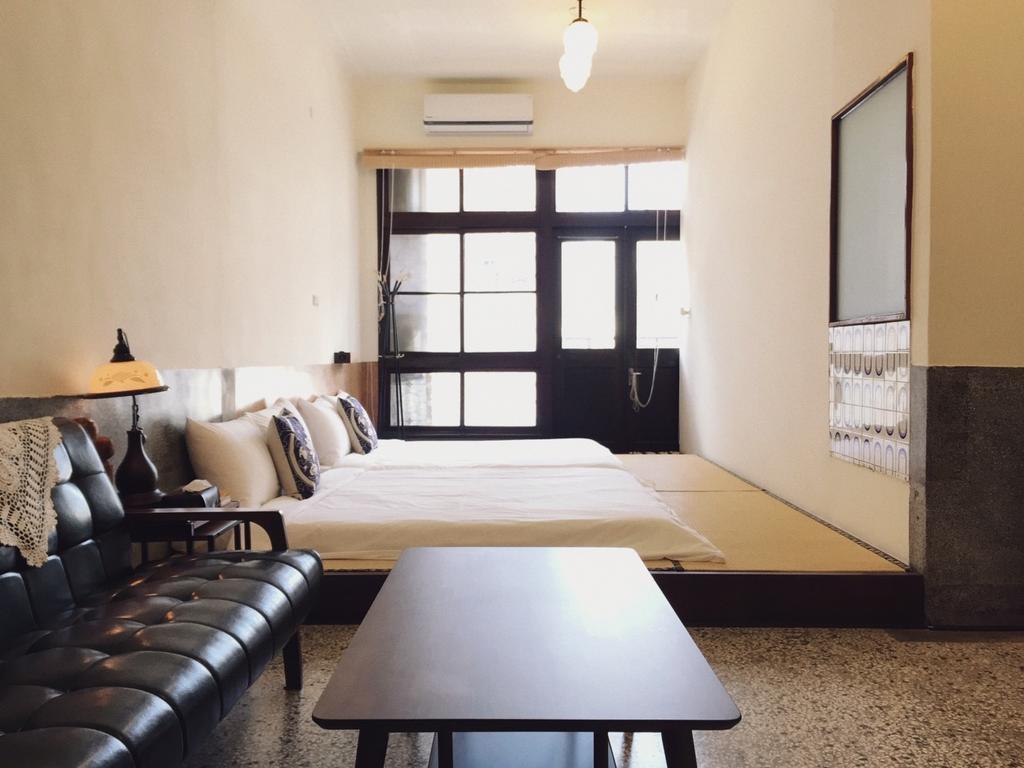 Ferienwohnung Goin Old House & Bar Tainan Exterior foto